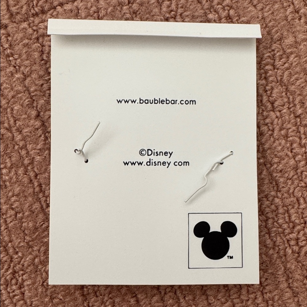 NWT Bauble Bar Disney Mickey & Minnie Mouse Kissing Cuff Bracelet - Picture 9 of 9